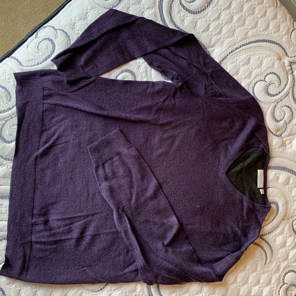 Calvin Klein Italian Merino sweater Large - Picture 3 of 3